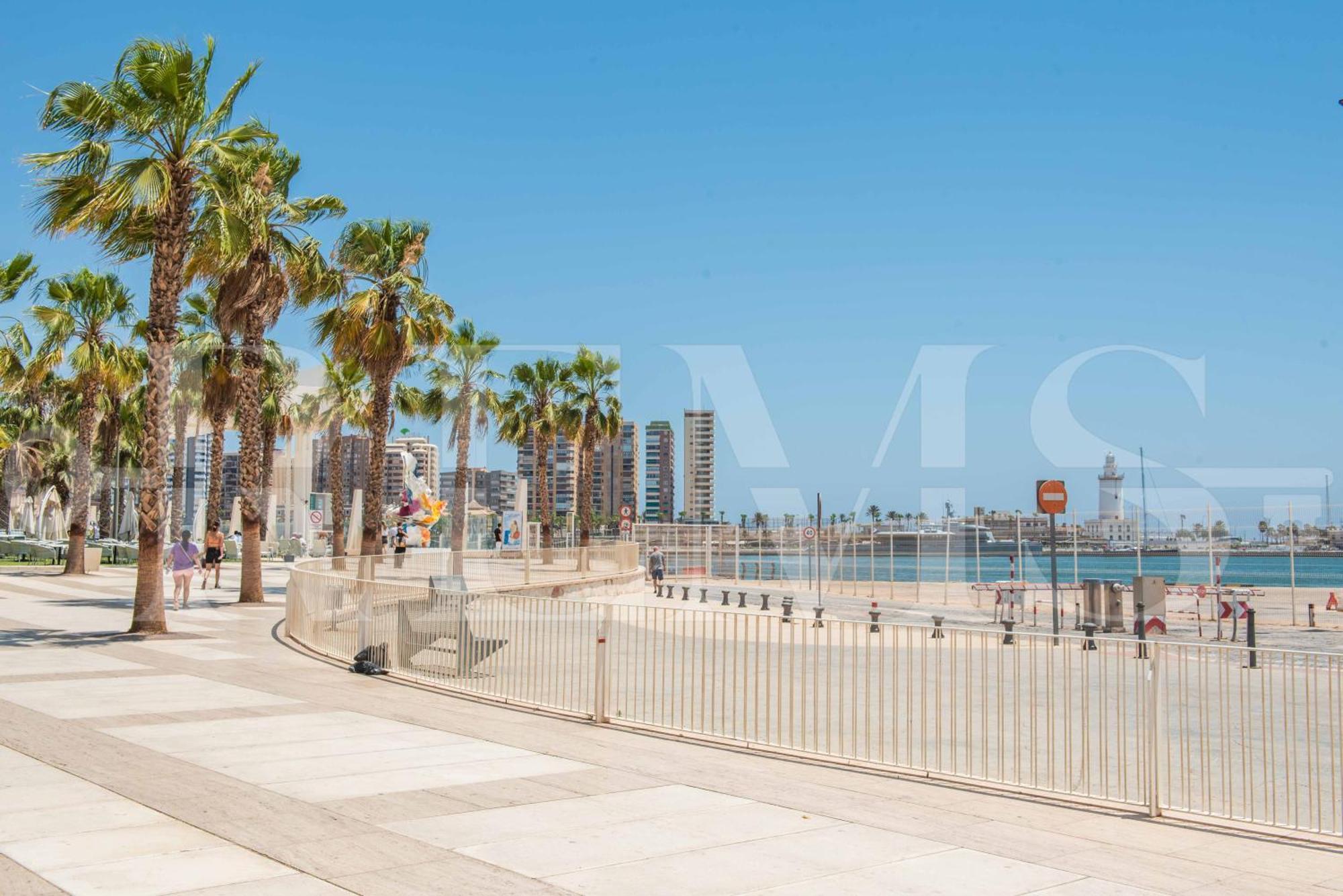 Glamorous Flat In The Heart Of Malaga By Rems Eksteriør bilde